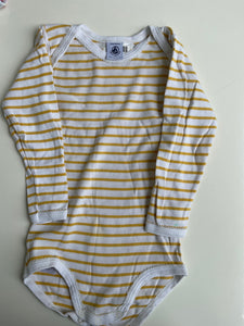 PETIT BATEAU  Body * Flecken vorne 86 Weiß und Gelb