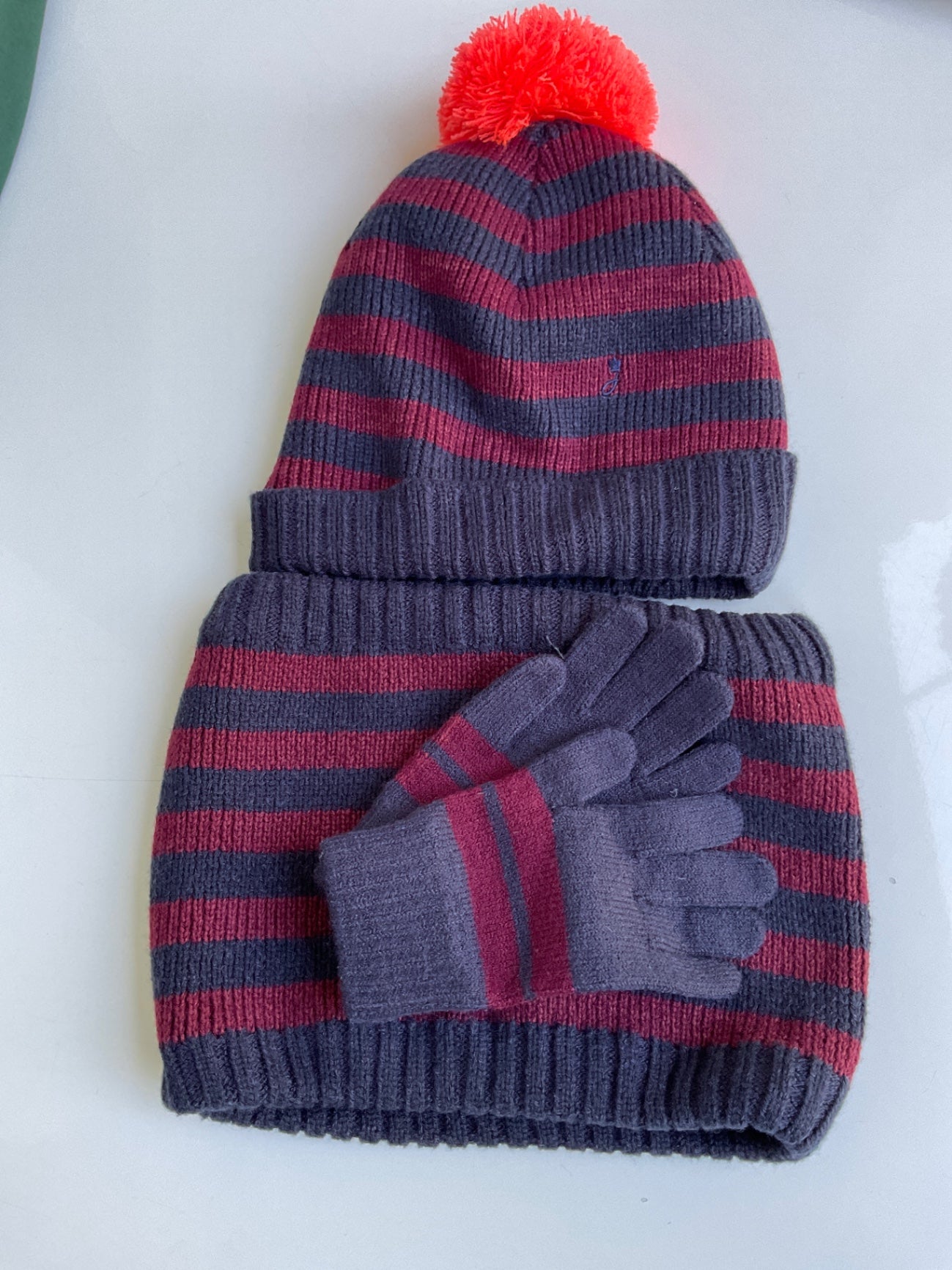 Jacadi Mütze, Schal und Handschuhe 3er SET 122 Blau und Rot gestreift