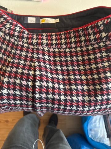 Boden Rock 164 Schwarz, Rot, Weiß