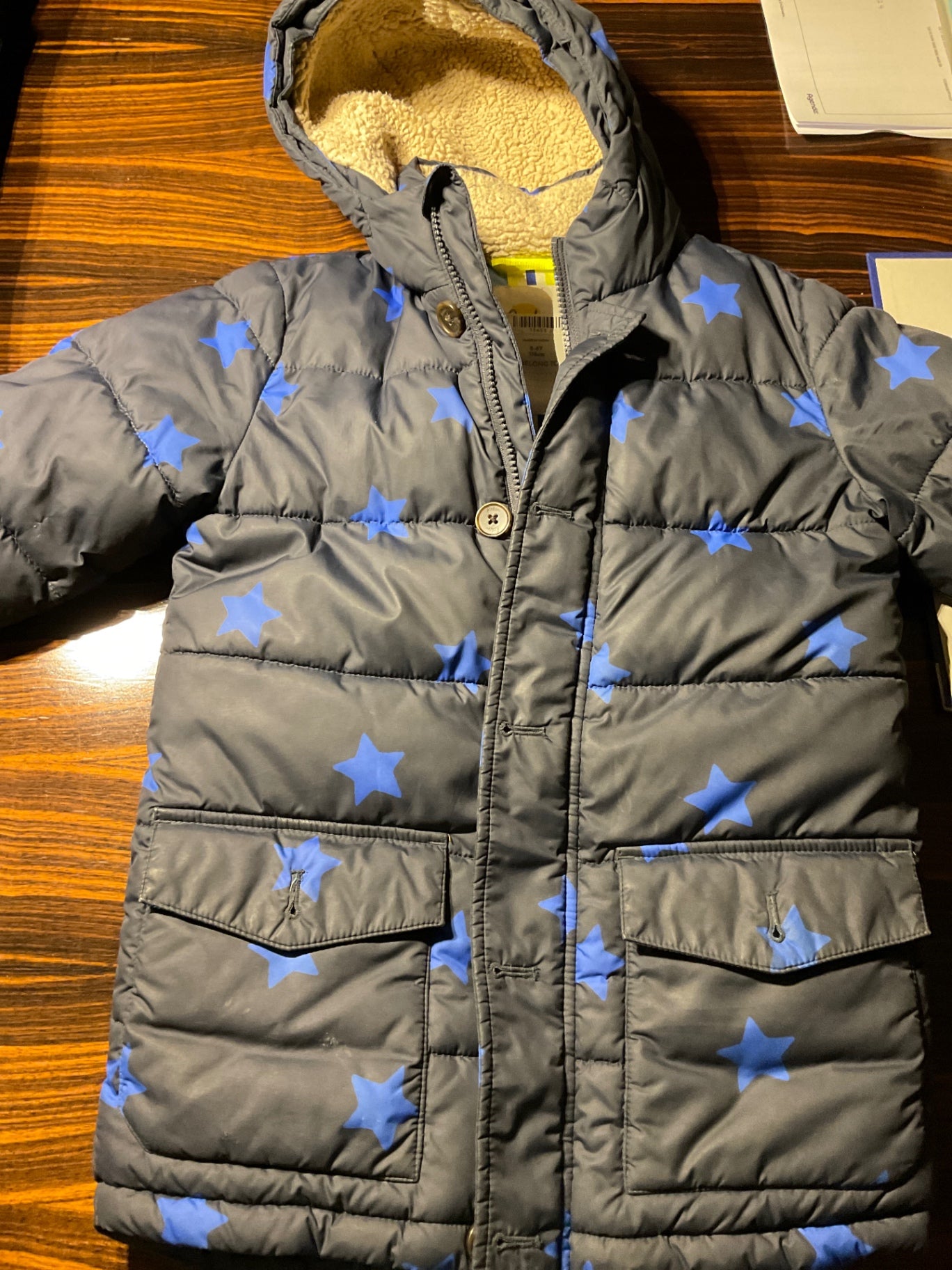 Boden  Jacke gefüttert Outdoor  110/116 Schwarz mit blauen Sternen