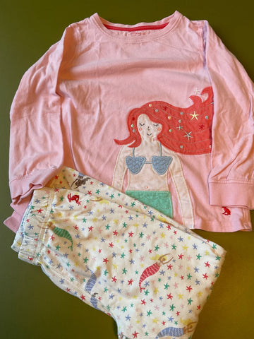 Joules Pyjama 122 Rosa und Weiß / 🧜‍♀️