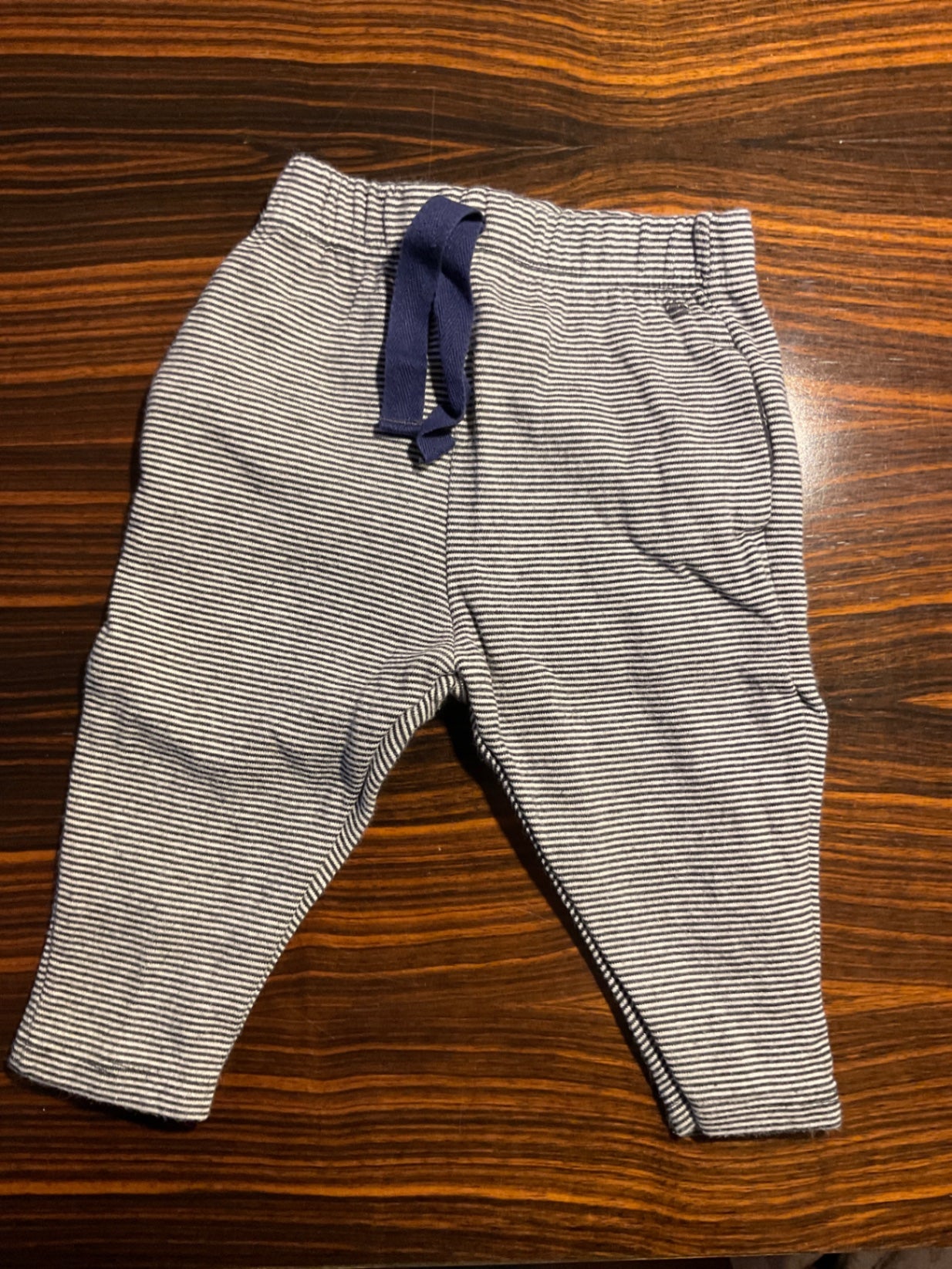 PETIT BATEAU Hose 67 Weiss und Blau gestreift